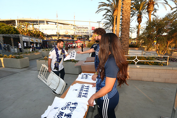 10242019_GalaxyViewingParty_GA_0566