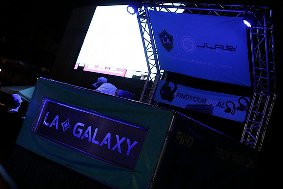 10242019_GalaxyViewingParty_GA_0439