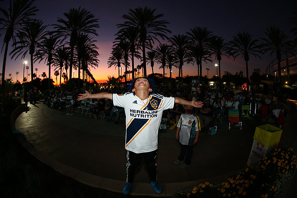 10242019_GalaxyViewingParty_GA_0683