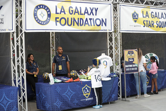 10242019_GalaxyViewingParty_GA_0236