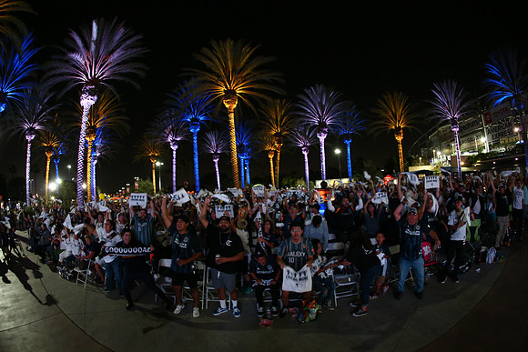 10242019_GalaxyViewingParty_GA_0847