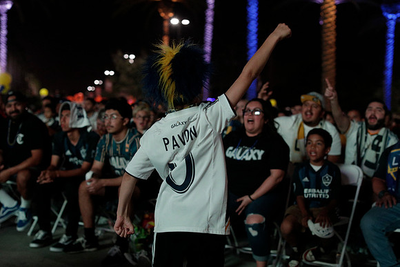 10242019_GalaxyViewingParty_GA_0378