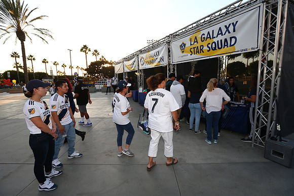 10242019_GalaxyViewingParty_GA_0483