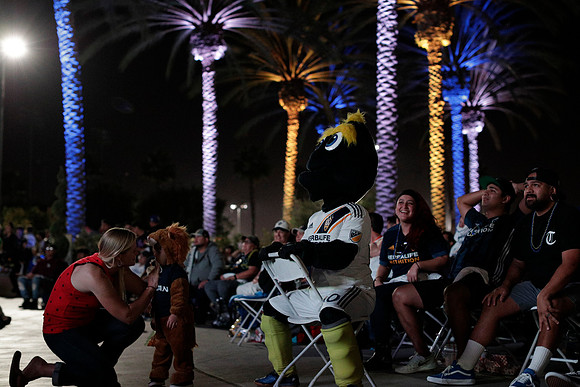 10242019_GalaxyViewingParty_GA_0391