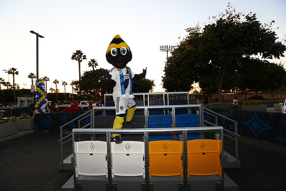 10242019_GalaxyViewingParty_GA_0635
