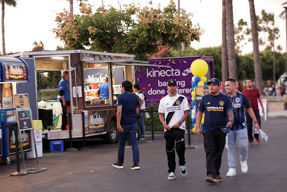 10242019_GalaxyViewingParty_GA_0271