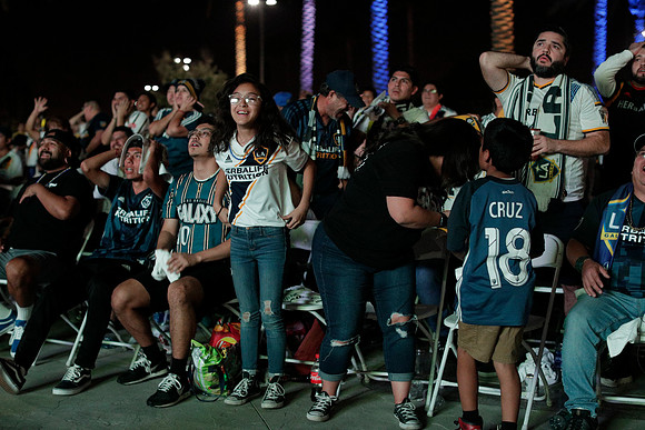 10242019_GalaxyViewingParty_GA_0399
