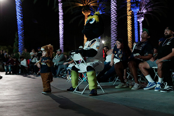 10242019_GalaxyViewingParty_GA_0429