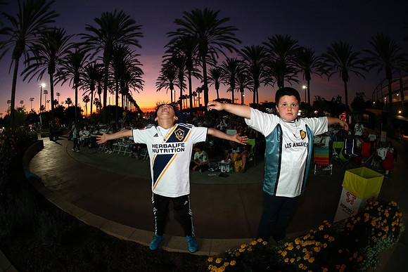 10242019_GalaxyViewingParty_GA_0677