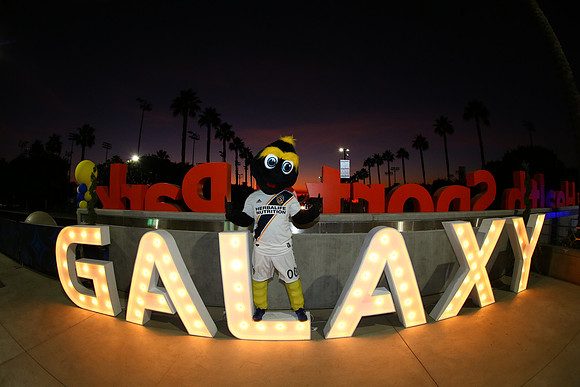 10242019_GalaxyViewingParty_GA_0696