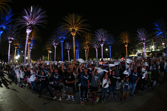 10242019_GalaxyViewingParty_GA_0865