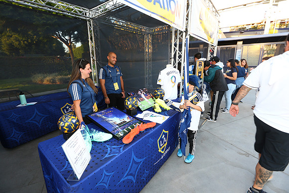10242019_GalaxyViewingParty_GA_0498