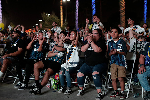 10242019_GalaxyViewingParty_GA_0352