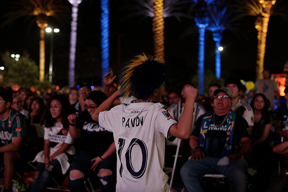10242019_GalaxyViewingParty_GA_0368