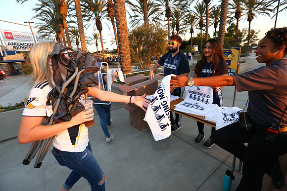 10242019_GalaxyViewingParty_GA_0580