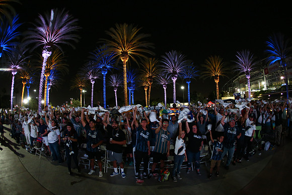 10242019_GalaxyViewingParty_GA_0879