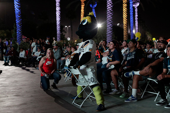 10242019_GalaxyViewingParty_GA_0347