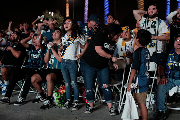 10242019_GalaxyViewingParty_GA_0396