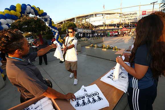 10242019_GalaxyViewingParty_GA_0510