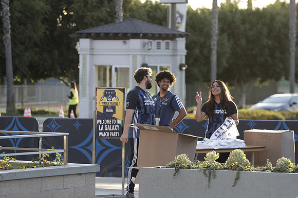 10242019_GalaxyViewingParty_GA_0132