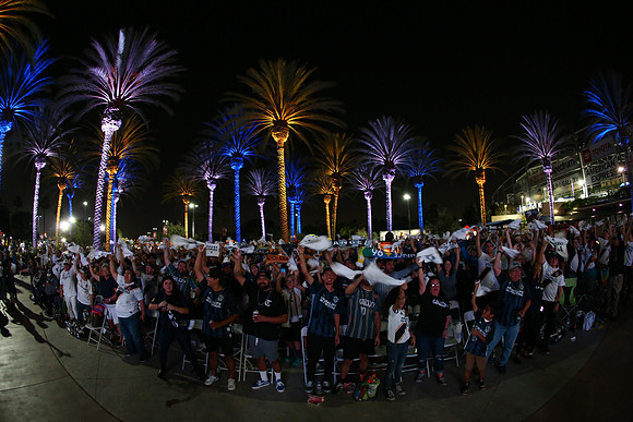 10242019_GalaxyViewingParty_GA_0871