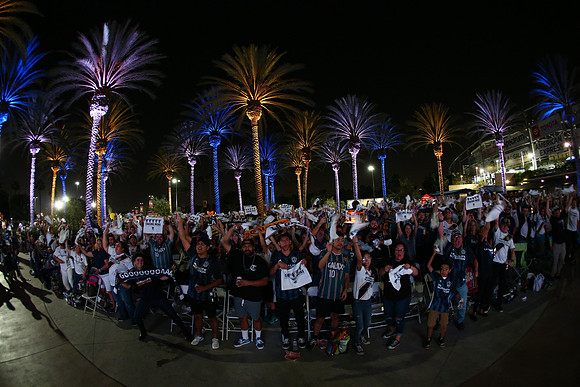 10242019_GalaxyViewingParty_GA_0852