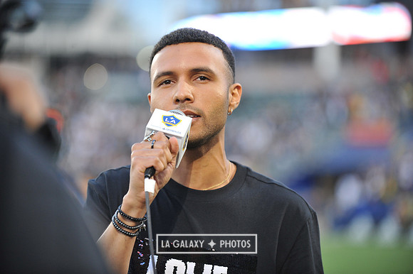 060219_LAGalaxy_vs_NERevolution_SC1145