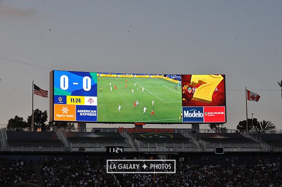 070419_Galaxy_vs_TorontoFC_SC_0825