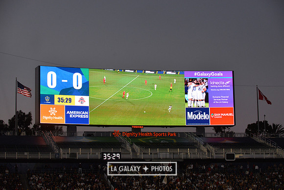 070419_Galaxy_vs_TorontoFC_SC_1109