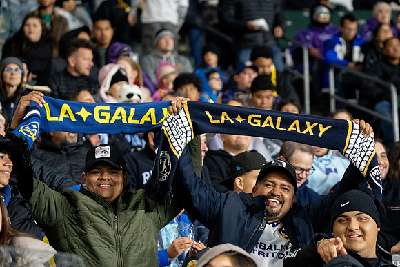 033024_LA_GALAXY_AD0327