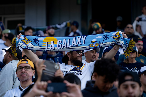 04212024_LA_GALAXY_AD0700
