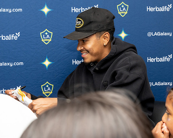 03302025_LA_GALAXY_AD0101