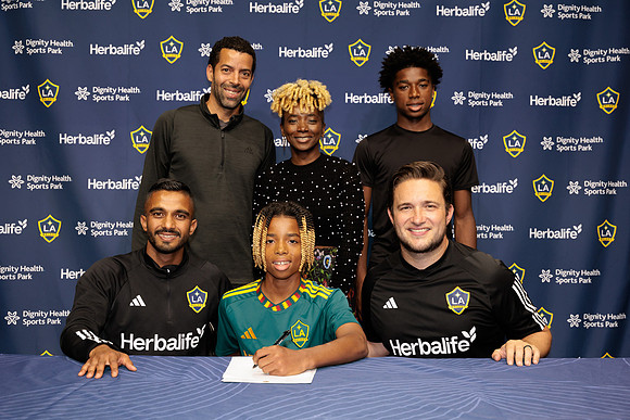 061025_LA_GALAXY_RM_056