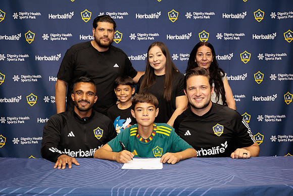 061025_LA_GALAXY_RM_050