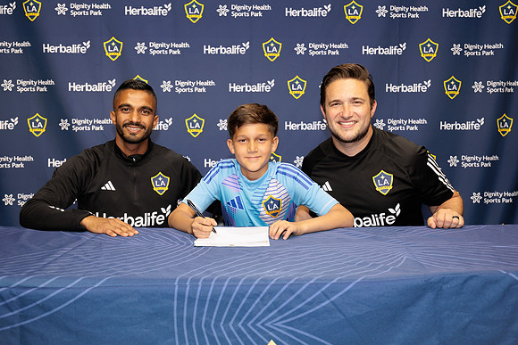 061025_LA_GALAXY_RM_034