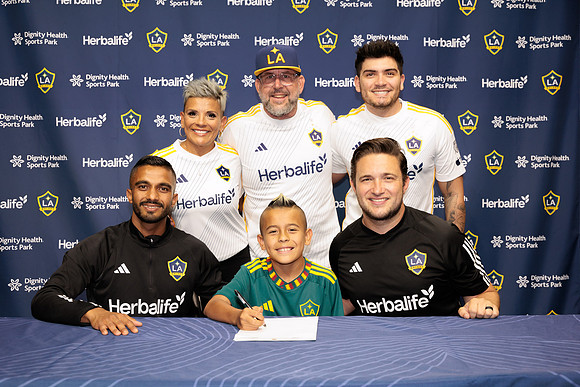 061025_LA_GALAXY_RM_024