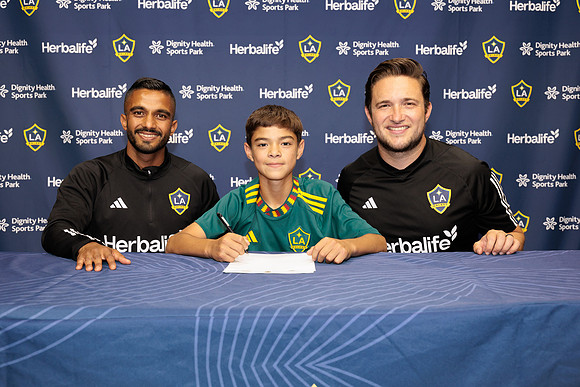 061025_LA_GALAXY_RM_049